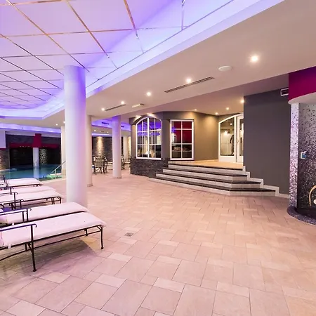 Mediterranee Family & Hotel