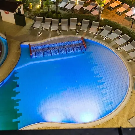 Mediterranee Family & Hotel 5*