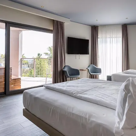 Hotel Mediterranee Family &