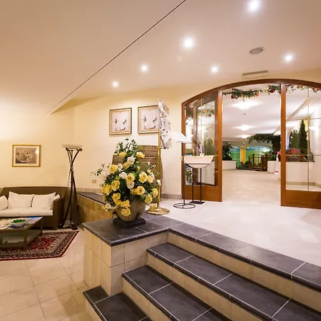 Mediterranee Family & 5*