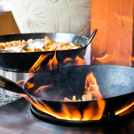 Hotel Mediterranee Family & 5*