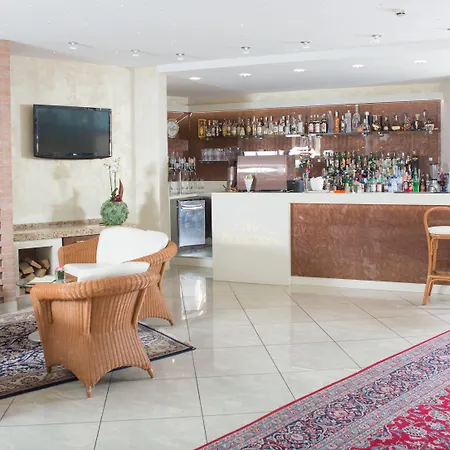 Mediterranee Family &