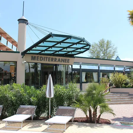 Mediterranee Family & Hotel